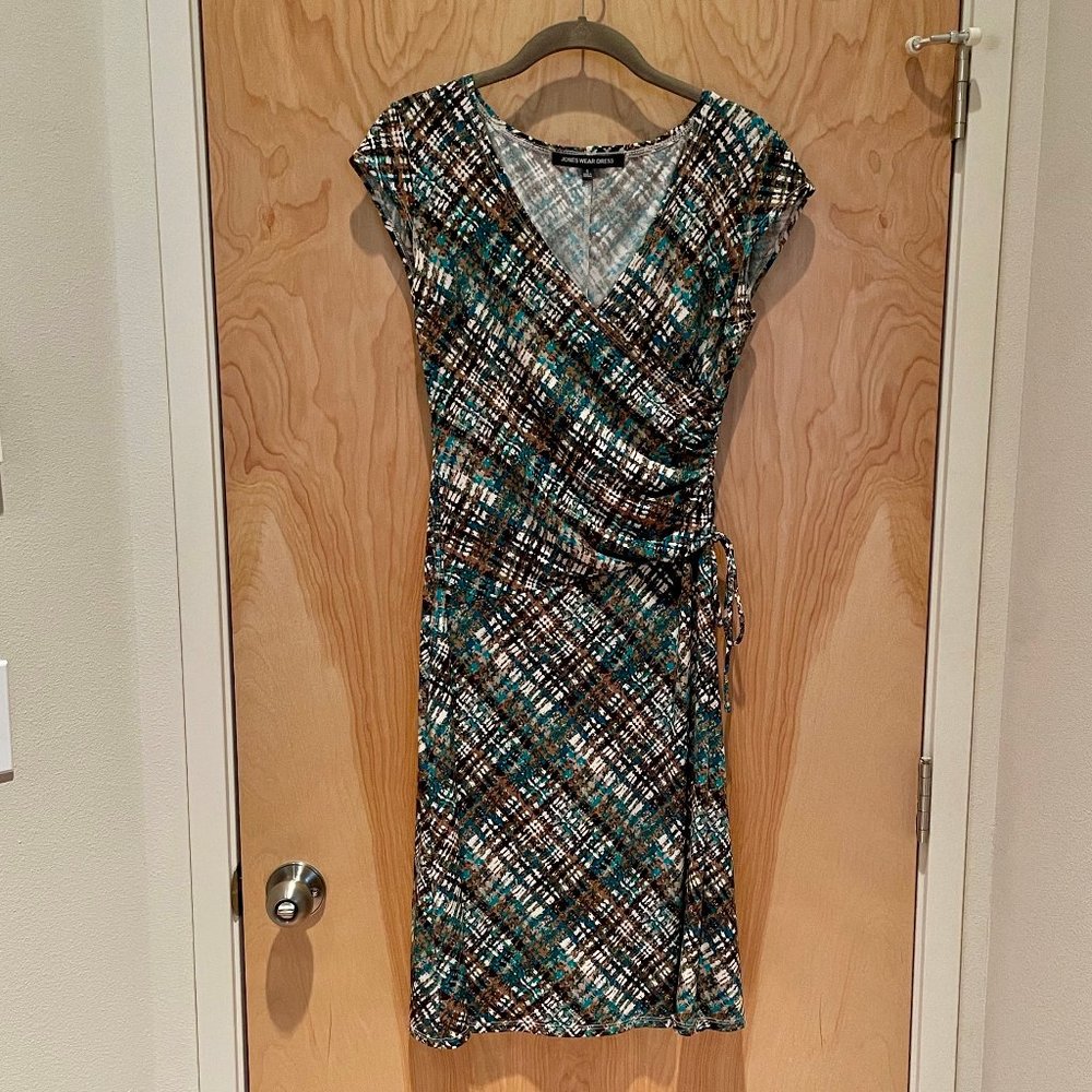 EUC Jones Wear stretch poly surplice midi dress in teal/brown/cream, size 6